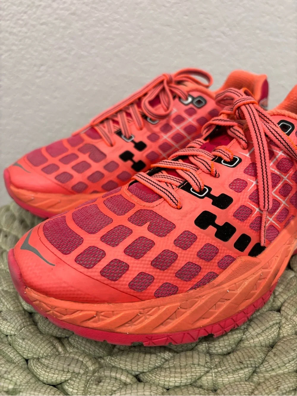 HOKA CLAYTON Teaberry Neon Coral Running Lace Up Tennis Shoes Size 8